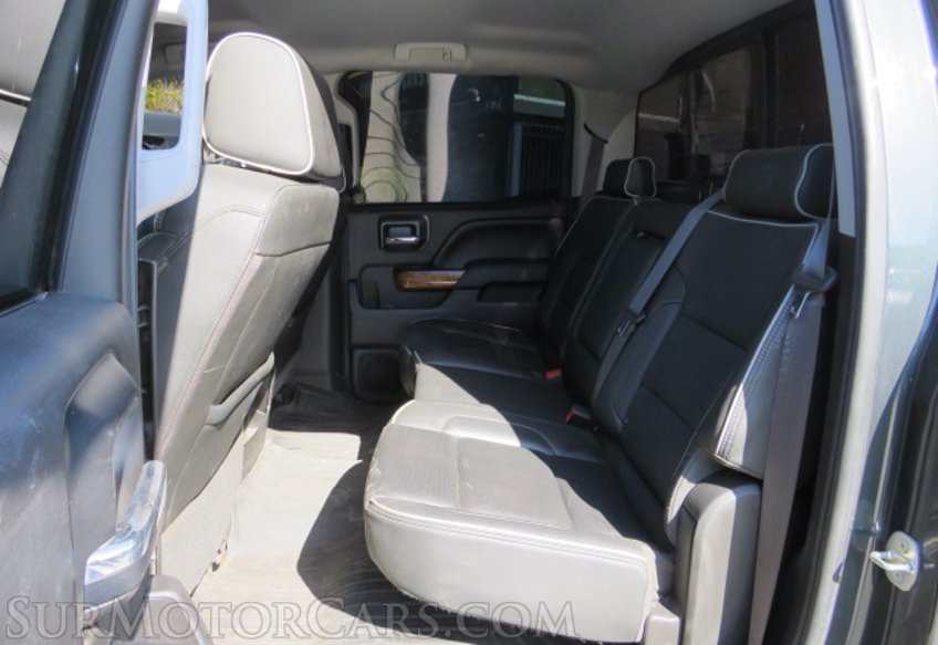 2017 Chevrolet Silverado 2500HD - Image 34