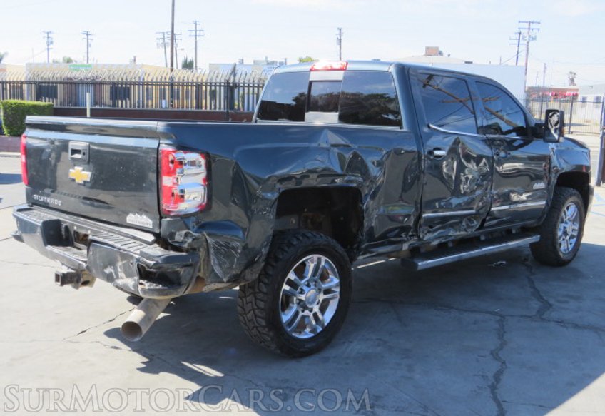 2017 Chevrolet Silverado 2500HD - Image 10