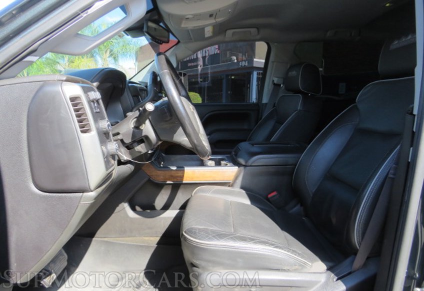 2017 Chevrolet Silverado 2500HD - Image 28