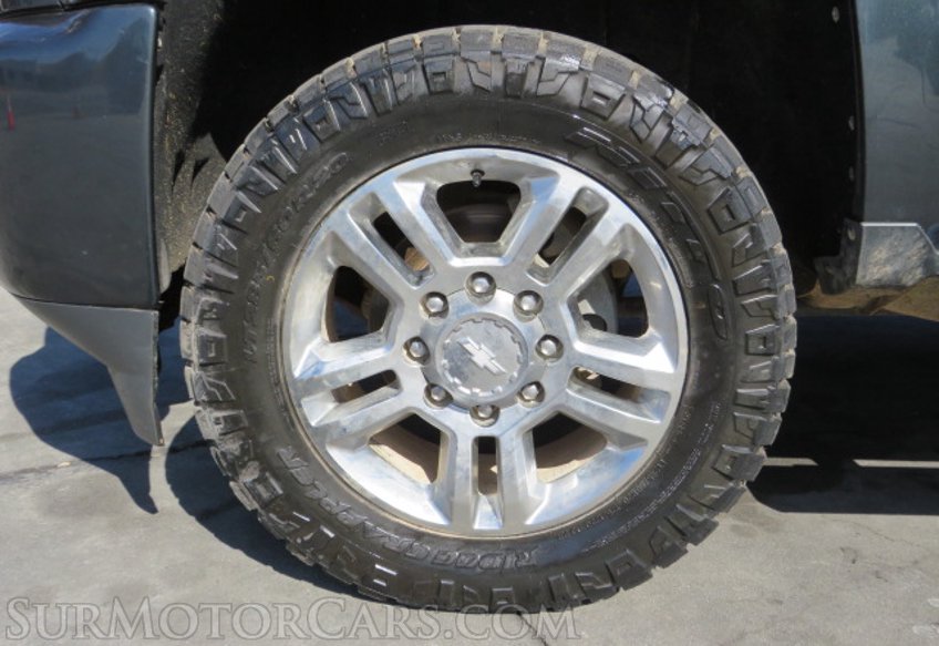 2017 Chevrolet Silverado 2500HD - Image 23