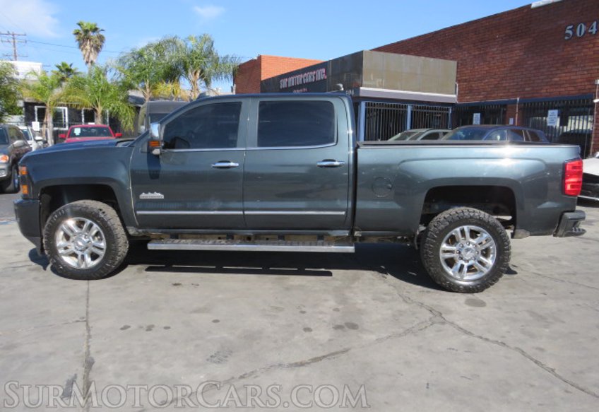 2017 Chevrolet Silverado 2500HD - Image 5