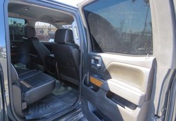 2017 Chevrolet Silverado 2500HD - Image 27