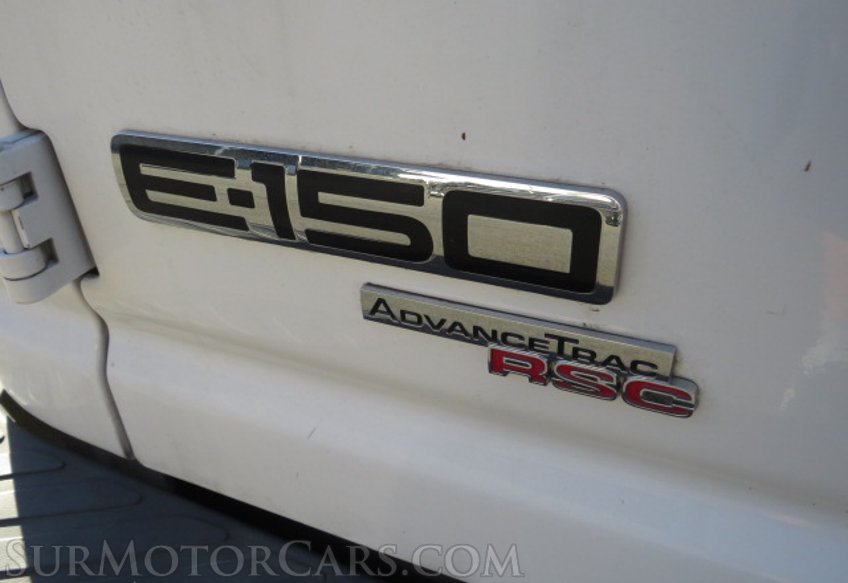2011 Ford Econoline Cargo Van - Image 17
