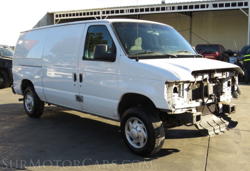 2011 Ford Econoline Cargo Van - Image 4
