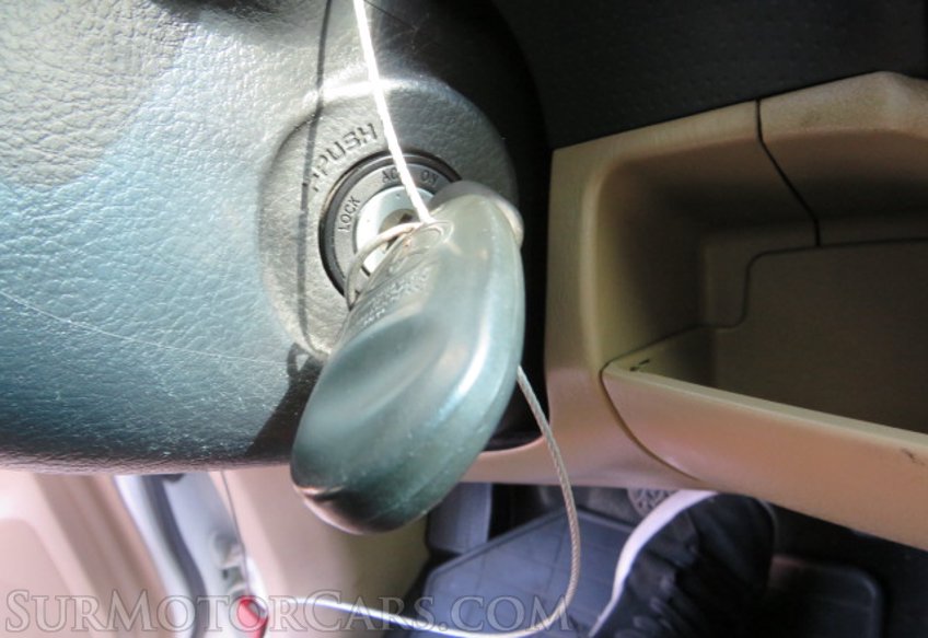 2015 Toyota Tacoma - Image 28