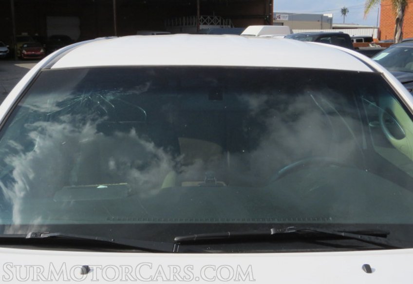 2015 Toyota Tacoma - Image 13