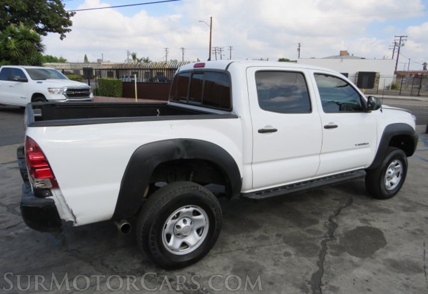 2015 Toyota Tacoma - Image 7