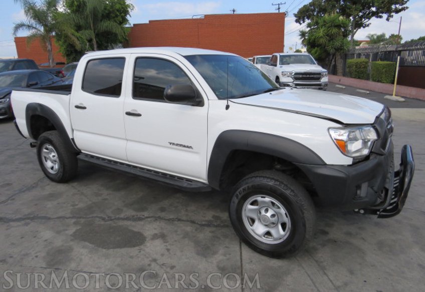 2015 Toyota Tacoma - Image 3