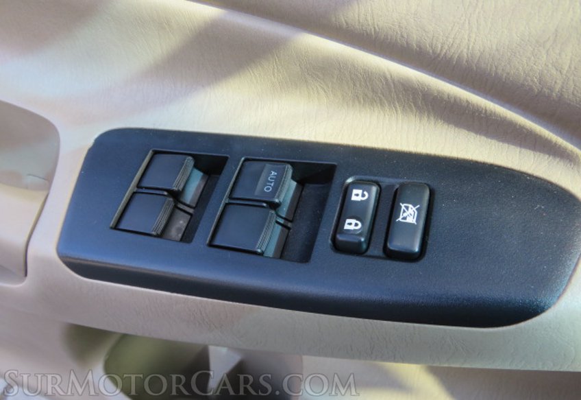 2015 Toyota Tacoma - Image 29