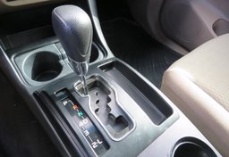 2015 Toyota Tacoma - Image 34