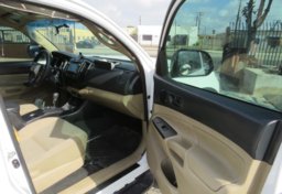 2015 Toyota Tacoma - Image 17