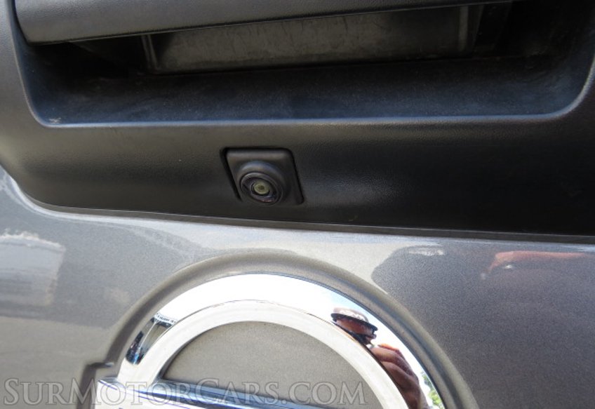 2018 Nissan Titan - Image 18