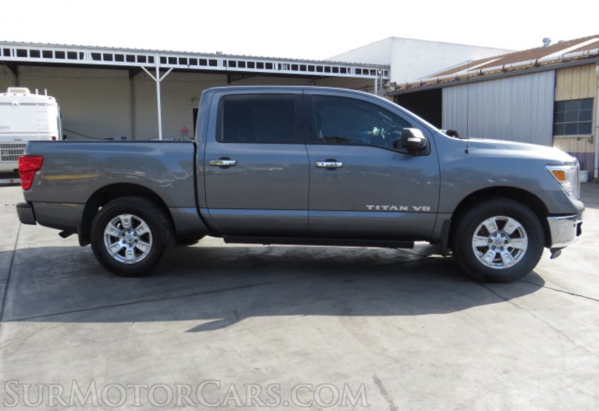 2018 Nissan Titan - Image 11