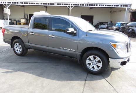 2018 Nissan Titan