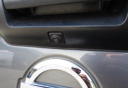 2018 Nissan Titan - Image 18