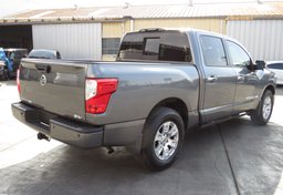 2018 Nissan Titan - Image 7