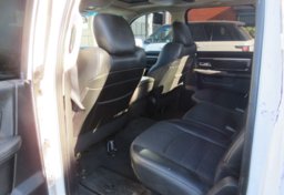 2019 Ram 1500 - Image 35