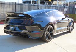Thumbnail of 2022 Ford Mustang