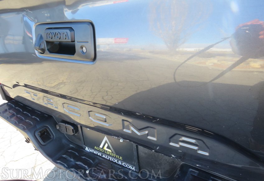 2021 Toyota Tacoma - Image 21