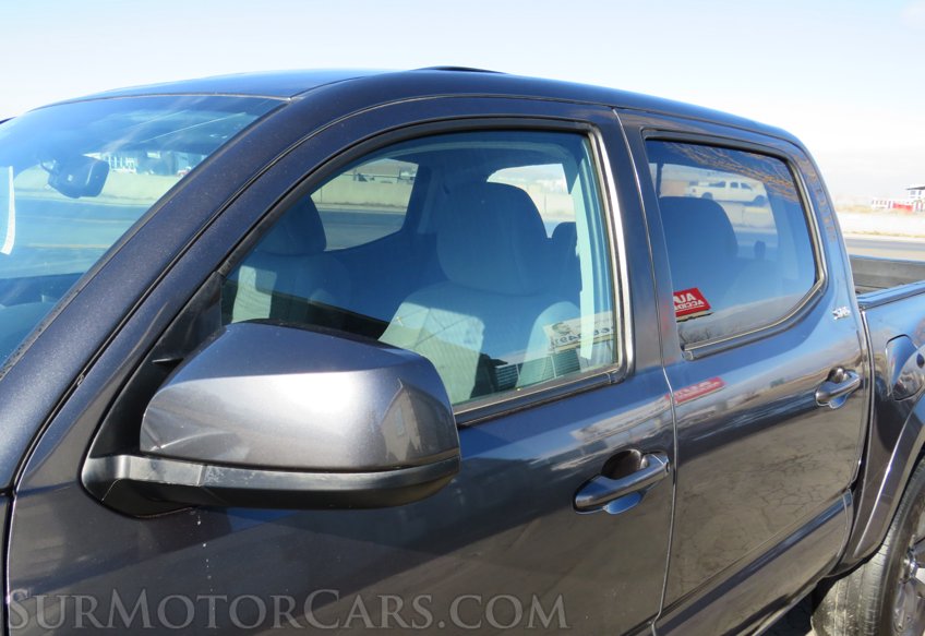 2021 Toyota Tacoma - Image 14