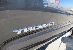 2021 Toyota Tacoma - Image 23