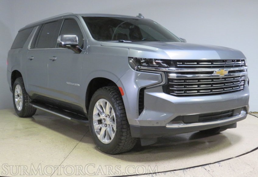 2021 Chevrolet Suburban - Image 3