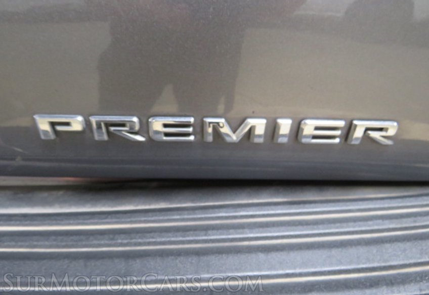 2021 Chevrolet Suburban - Image 19