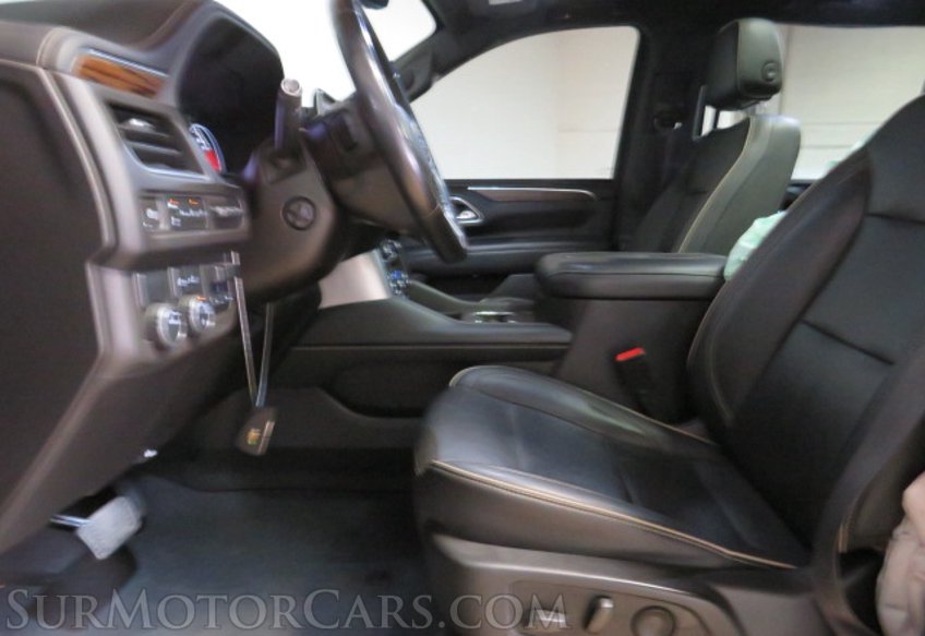 2021 Chevrolet Suburban - Image 22