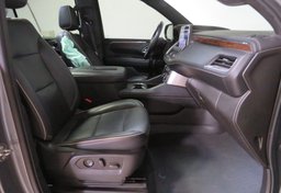 2021 Chevrolet Suburban - Image 24