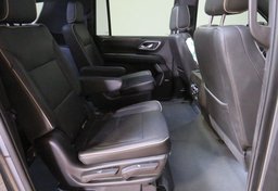 2021 Chevrolet Suburban - Image 30