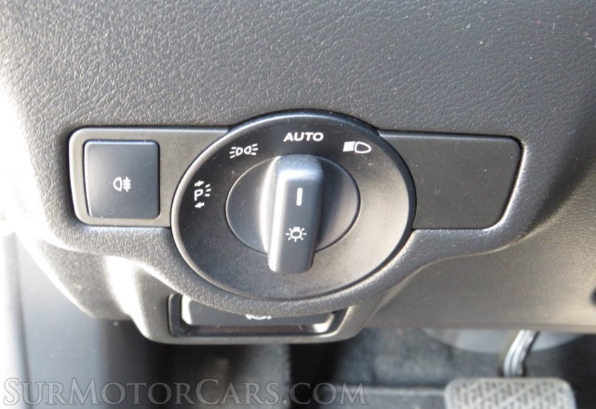 2019 Infiniti QX30 - Image 45