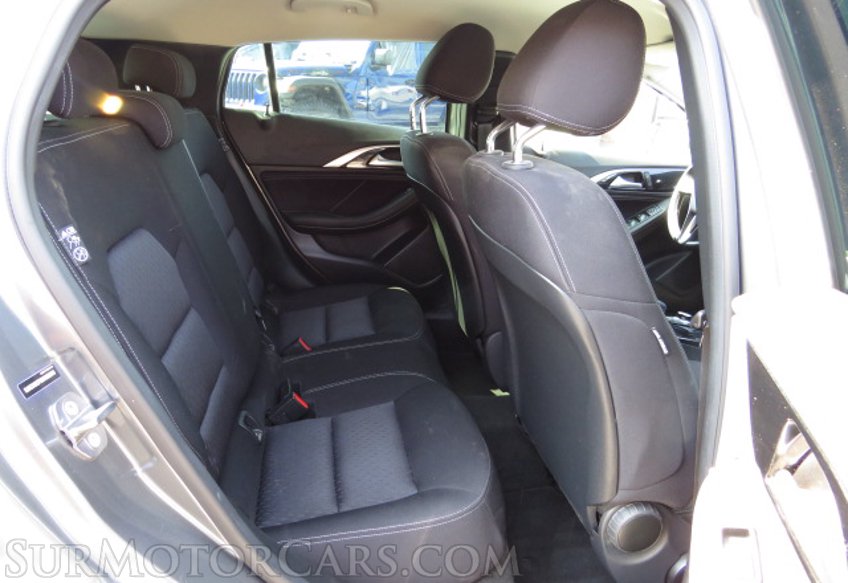 2019 Infiniti QX30 - Image 28