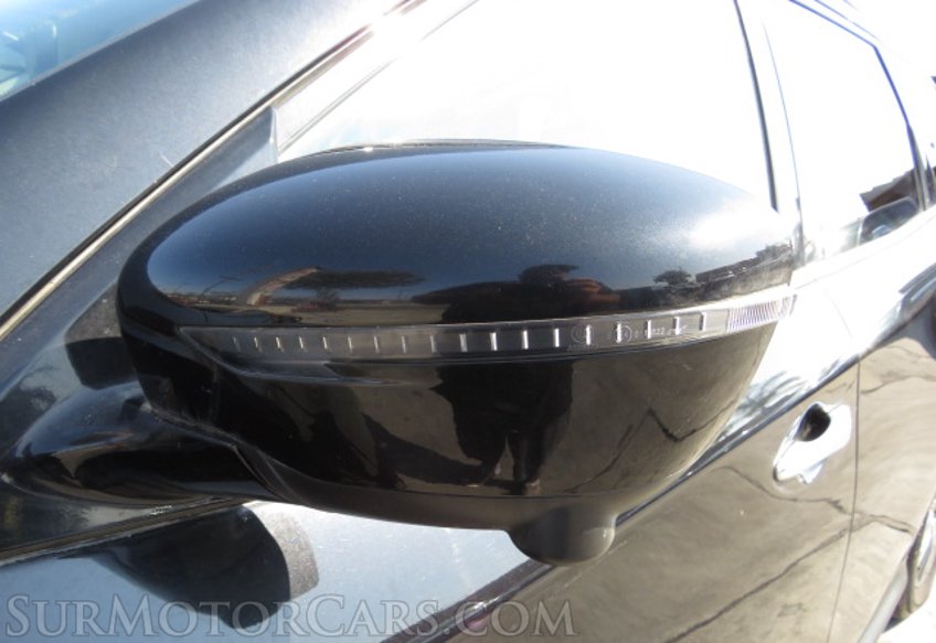 2019 Infiniti QX30 - Image 14