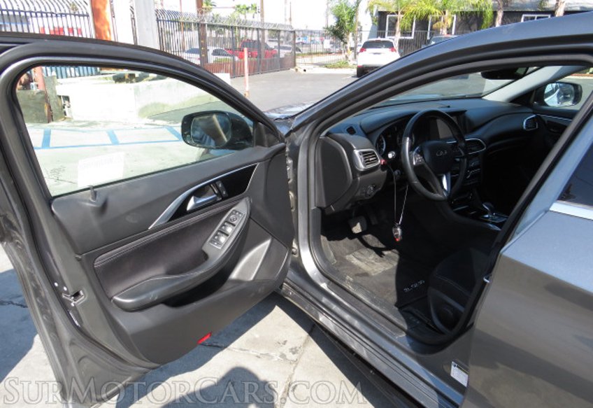 2019 Infiniti QX30 - Image 21