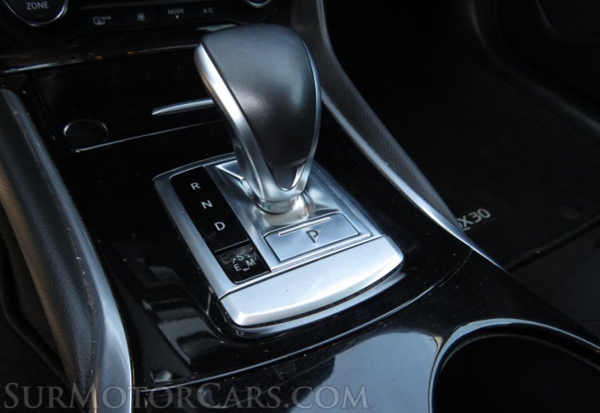 2019 Infiniti QX30 - Image 40