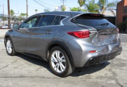 2019 Infiniti QX30 - Image 8