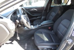 2019 Infiniti QX30 - Image 29