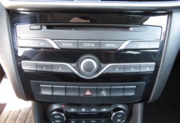 2019 Infiniti QX30 - Image 42