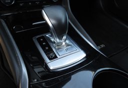 2019 Infiniti QX30 - Image 40