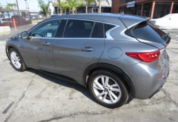 2019 Infiniti QX30 - Image 10