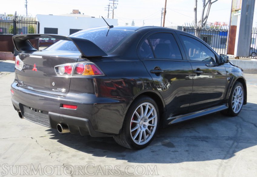 2015 Mitsubishi Lancer Evolution - Image 8