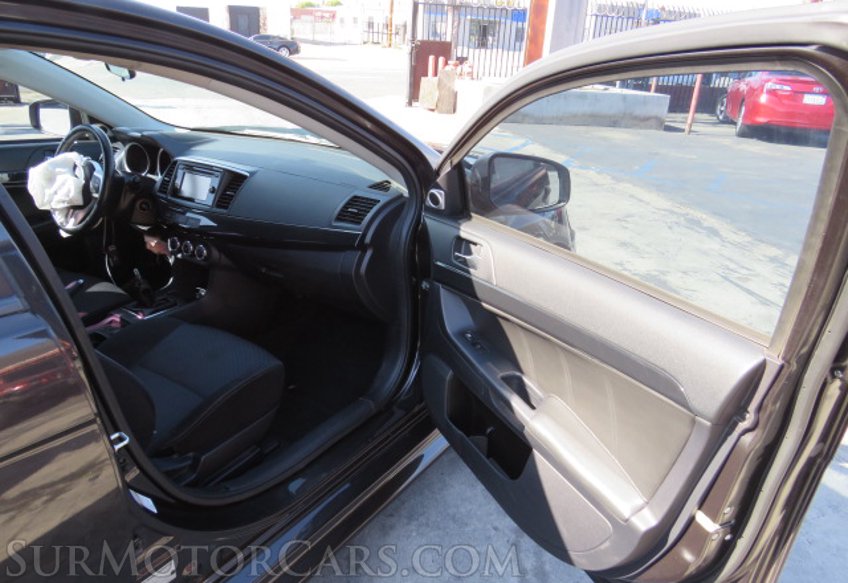 2015 Mitsubishi Lancer Evolution - Image 19