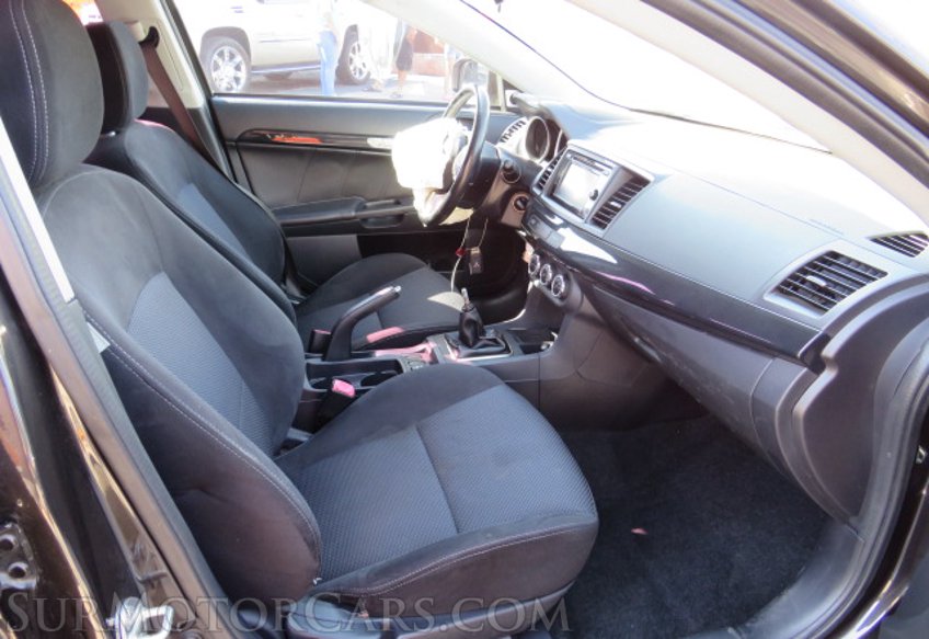 2015 Mitsubishi Lancer Evolution - Image 23