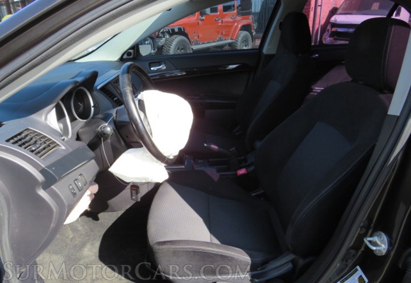 2015 Mitsubishi Lancer Evolution - Image 24