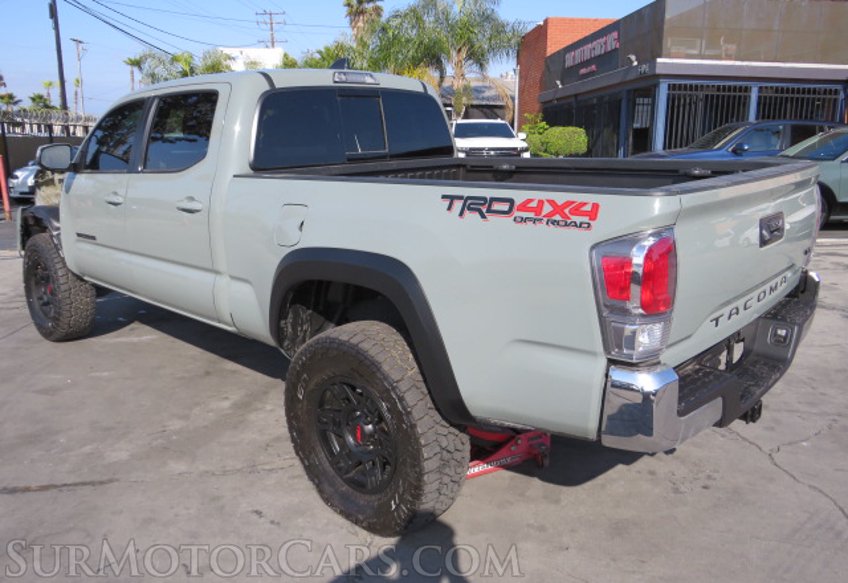 2022 Toyota Tacoma 4WD - Image 6