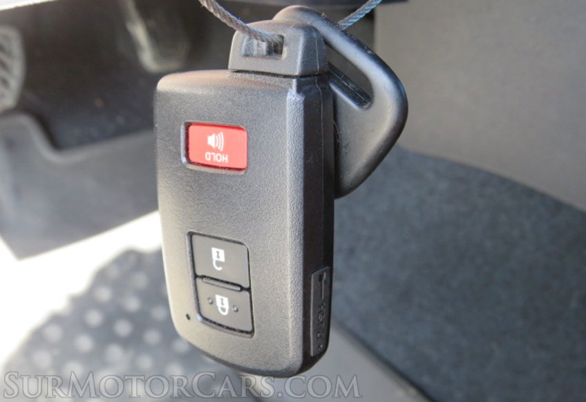 2022 Toyota Tacoma 4WD - Image 37