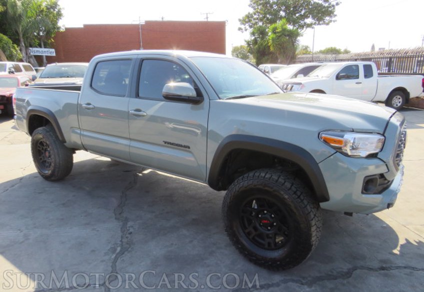 2022 Toyota Tacoma 4WD - Image 3