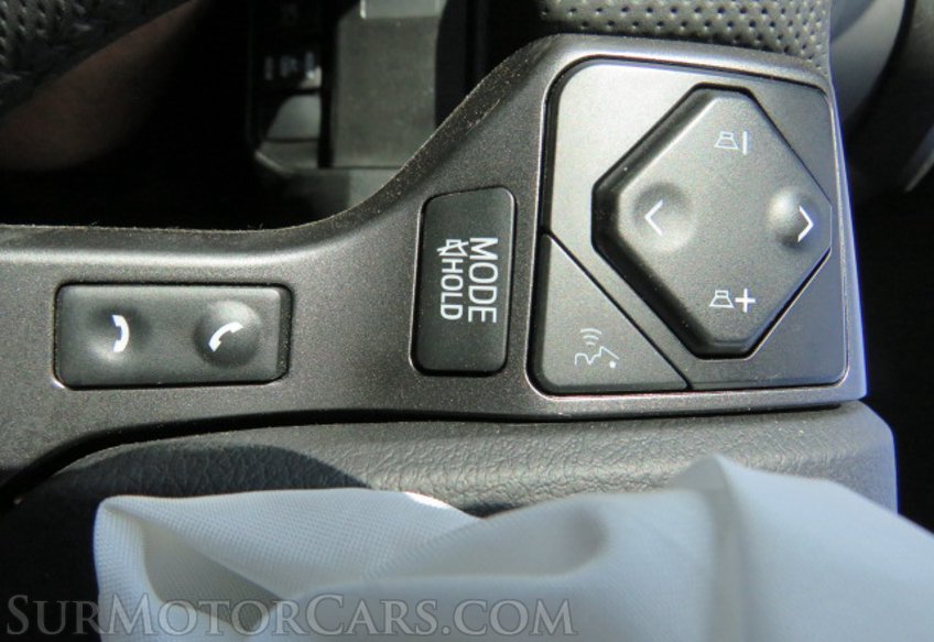 2022 Toyota Tacoma 4WD - Image 35