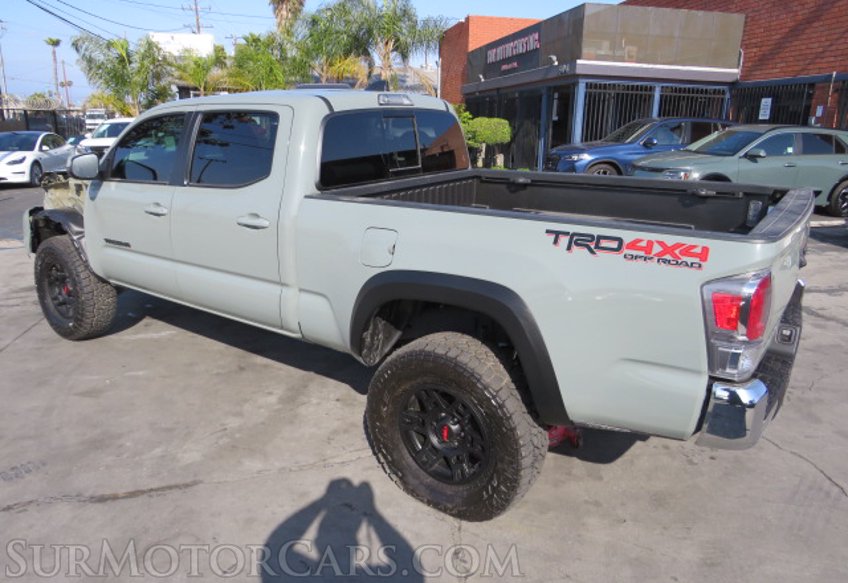 2022 Toyota Tacoma 4WD - Image 7