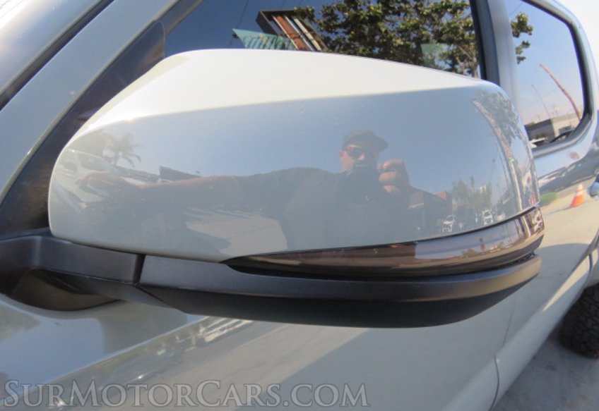 2022 Toyota Tacoma 4WD - Image 16